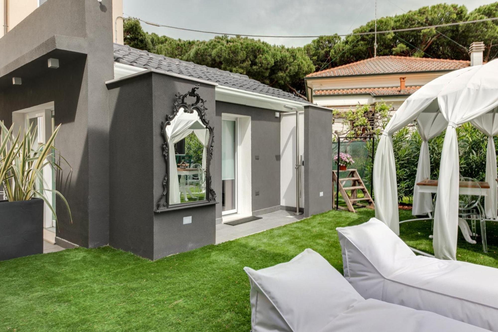 Villa Monti Suites&Aparts Cesenatico Exterior foto